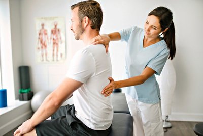 Chiropractor, back pain, upper beach chiropractor